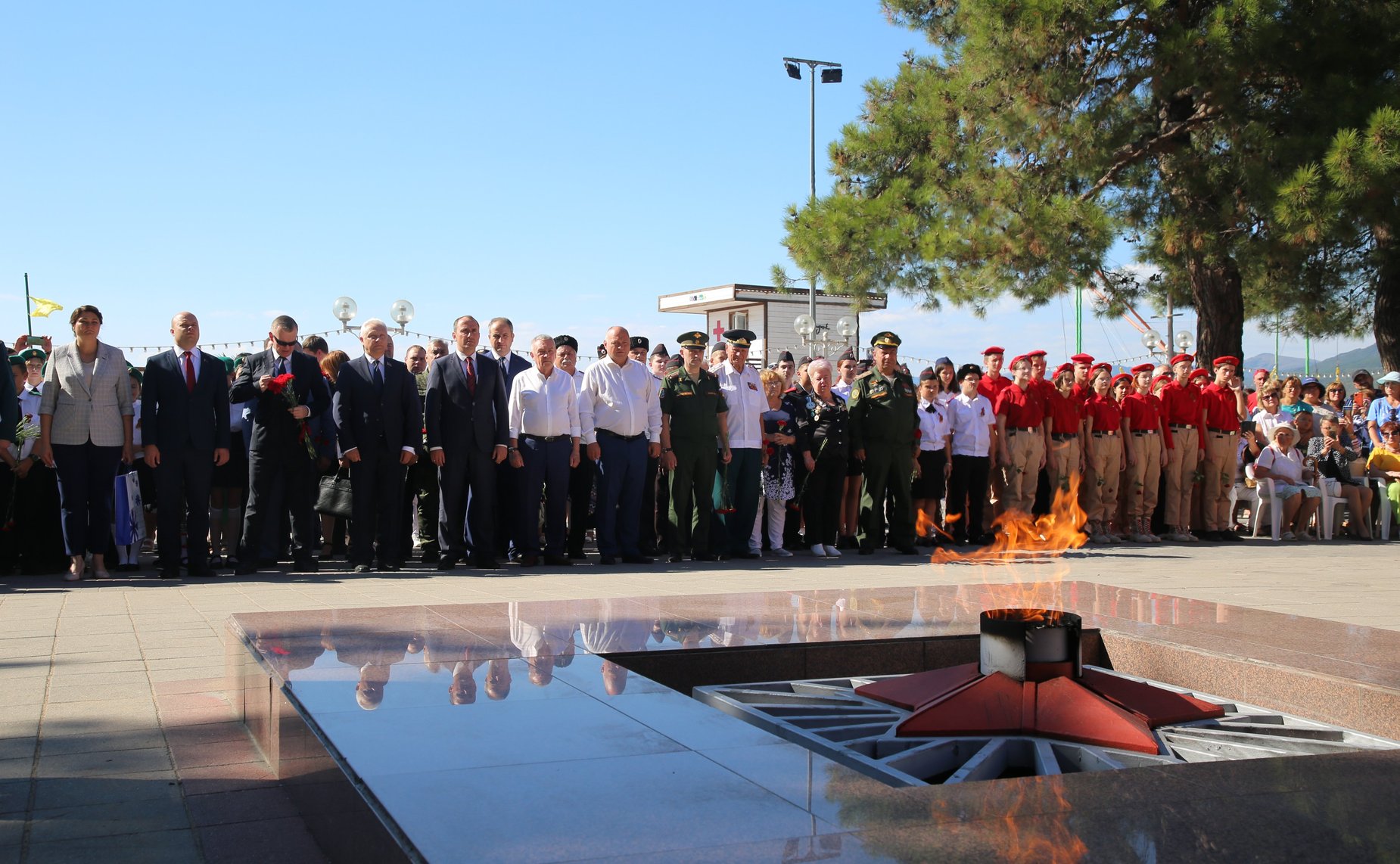 Участие сенаторов в торжественной церемонии передачи и перезахоронения в Республике Беларусь останков военного летчика (Ковалёнка Степана Семеновича, уроженца д. Кривое Село Бешенковичского района Витебской области БССР)