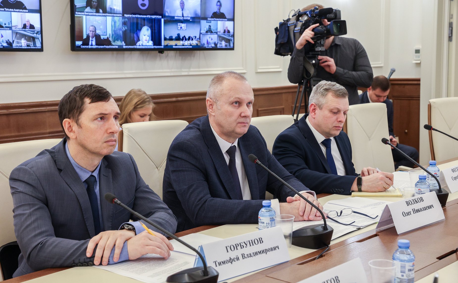 Совещание о проведении на территории Мурманской области эксперимента по вовлечению в коммерческий оборот уловов водных биологических ресурсов, добытых гражданами при осуществлении любительского рыболовства