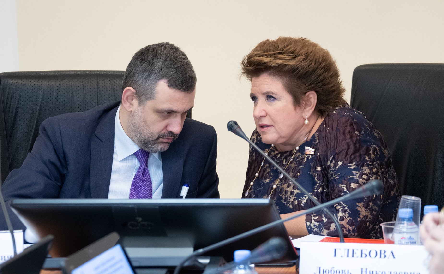 «Круглый стол» в рамках VIII Рождественских парламентских встреч в СФ. Общественное-государственное партнерство в продвижении просветительских инициатив, направленных на сохранение наследия Великой Победы: роль СМИ