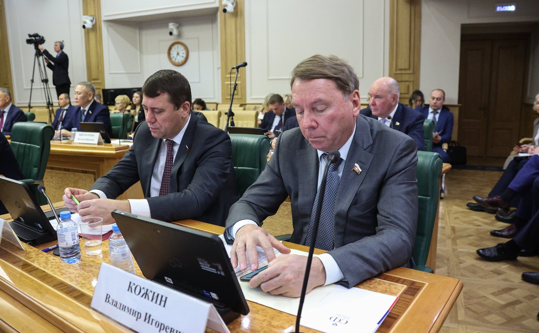 Встреча сенаторов Российской Федерации с Министром юстиции РФ Константином Чуйченко в формате «Открытого диалога»