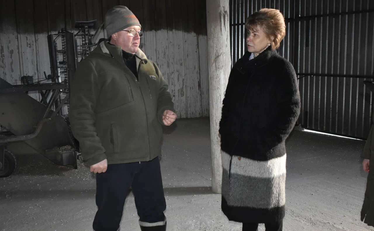 Татьяна Гигель в ходе рабочей поездки побывала в самом крупном семеноводческом хозяйстве региона