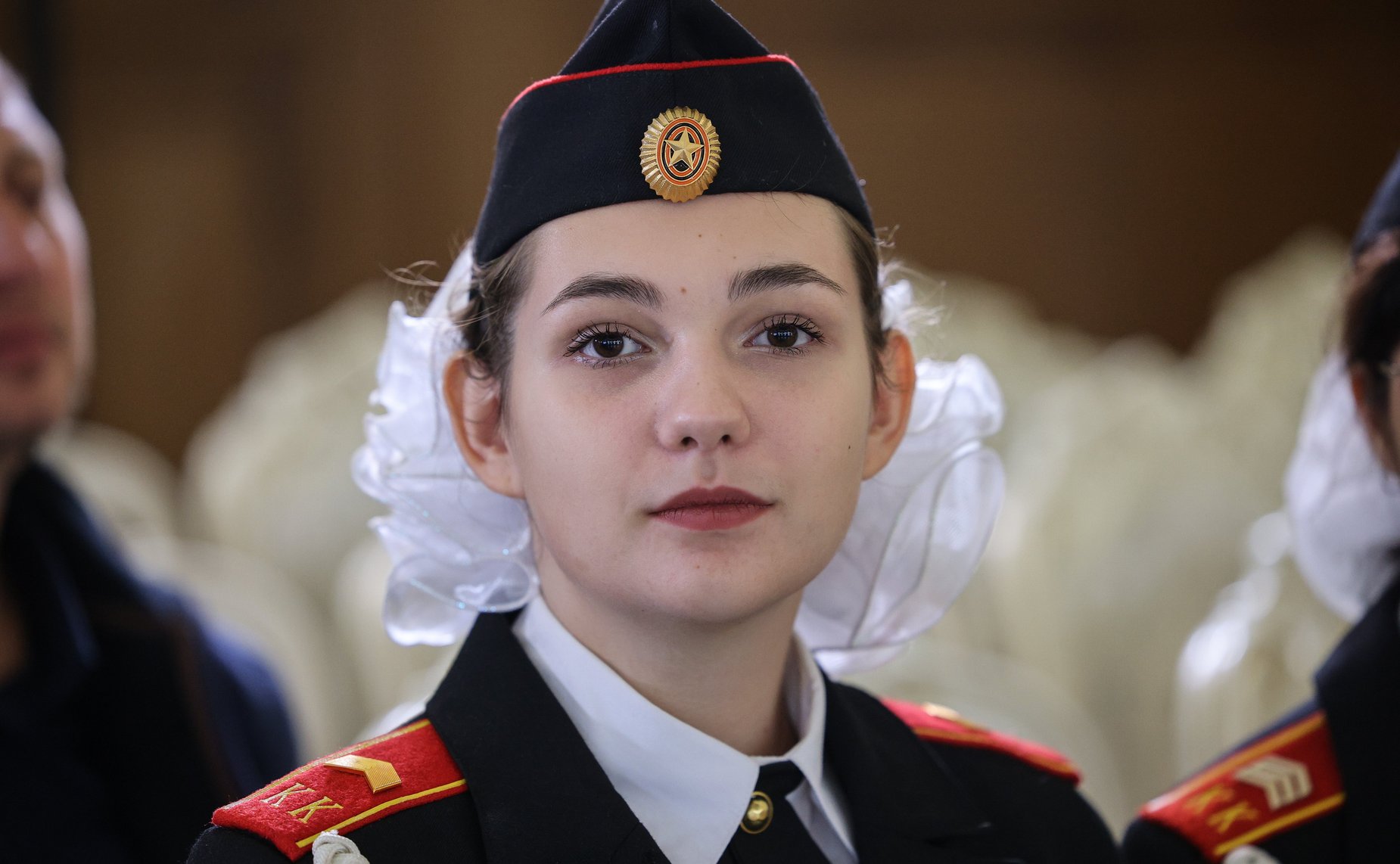 Инна Святенко и Владимир Кожин вручили награды юным героям — ученикам московских школ