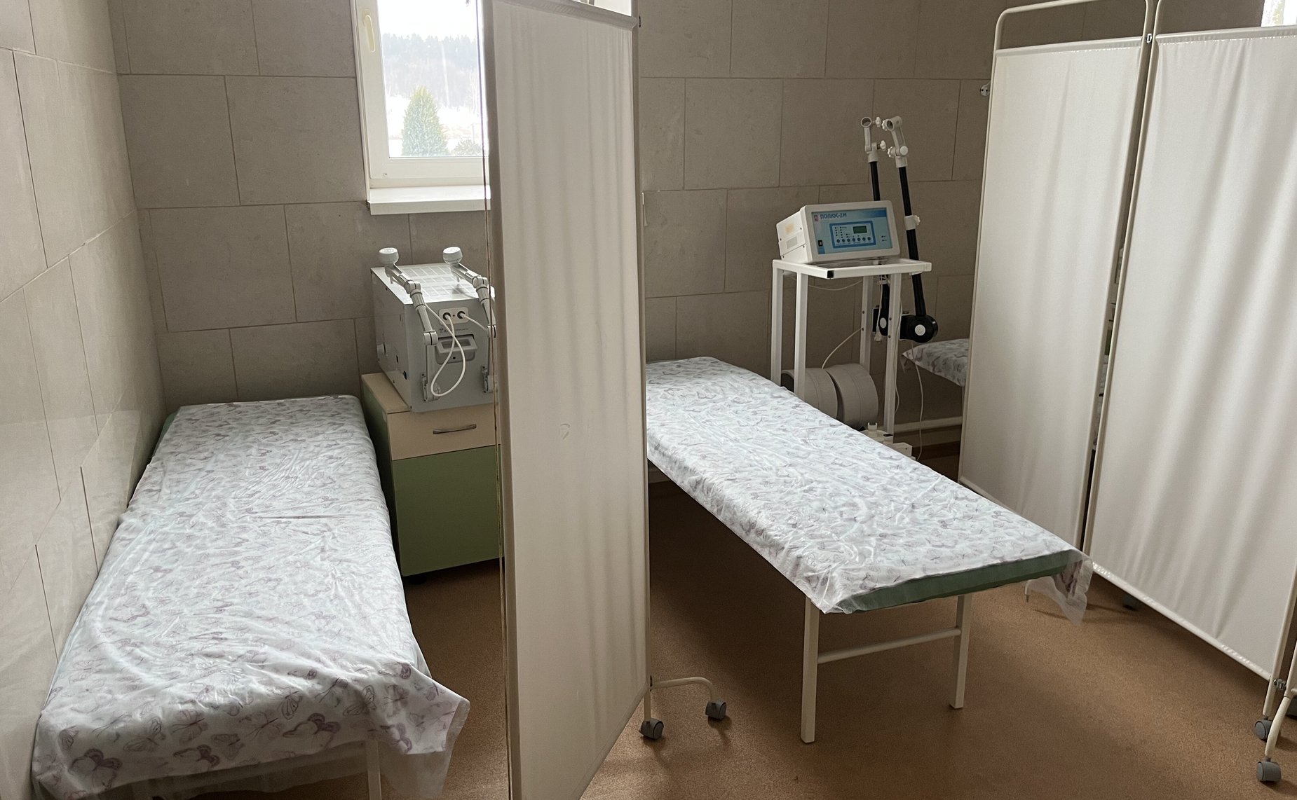 Юлия Лазуткина в ходе поездки в регион провела рабочую встречу с руководством лечебно-оздоровительного центра «БлагоДарю» и посетила реабилитационную базу