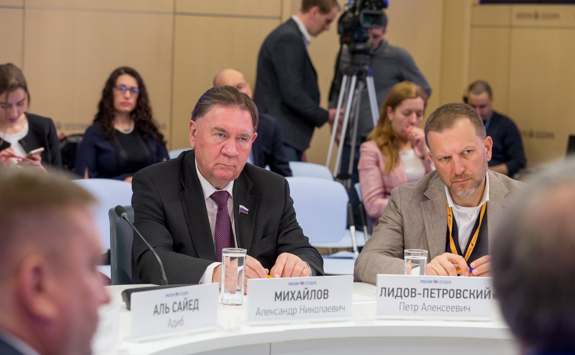 Александр Михайлов