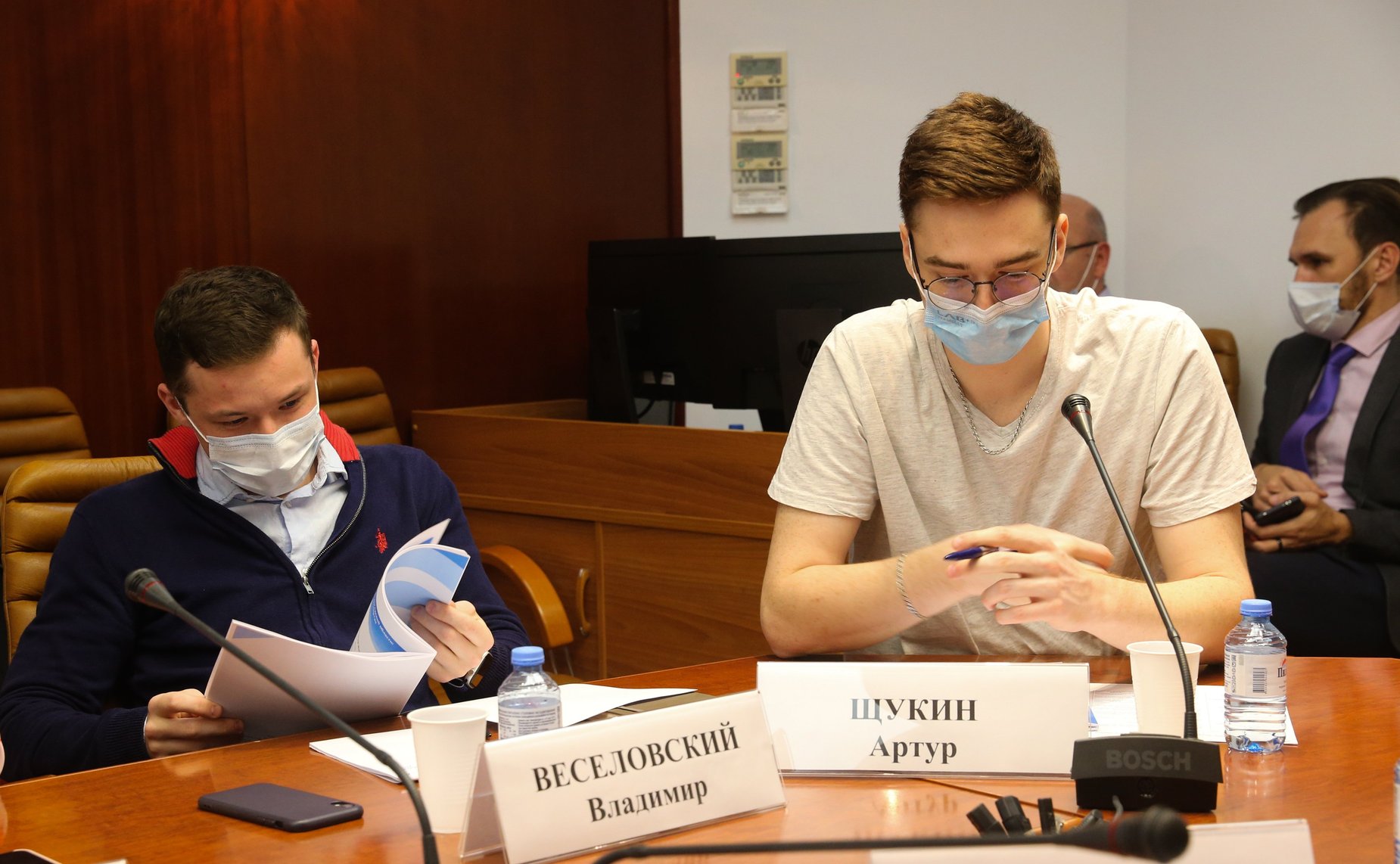 Заседание Молодежного дискуссионного клуба при Законодательном Собрании Вологодской области на тему «Роль молодежи в меняющемся мире: вызовы современности»