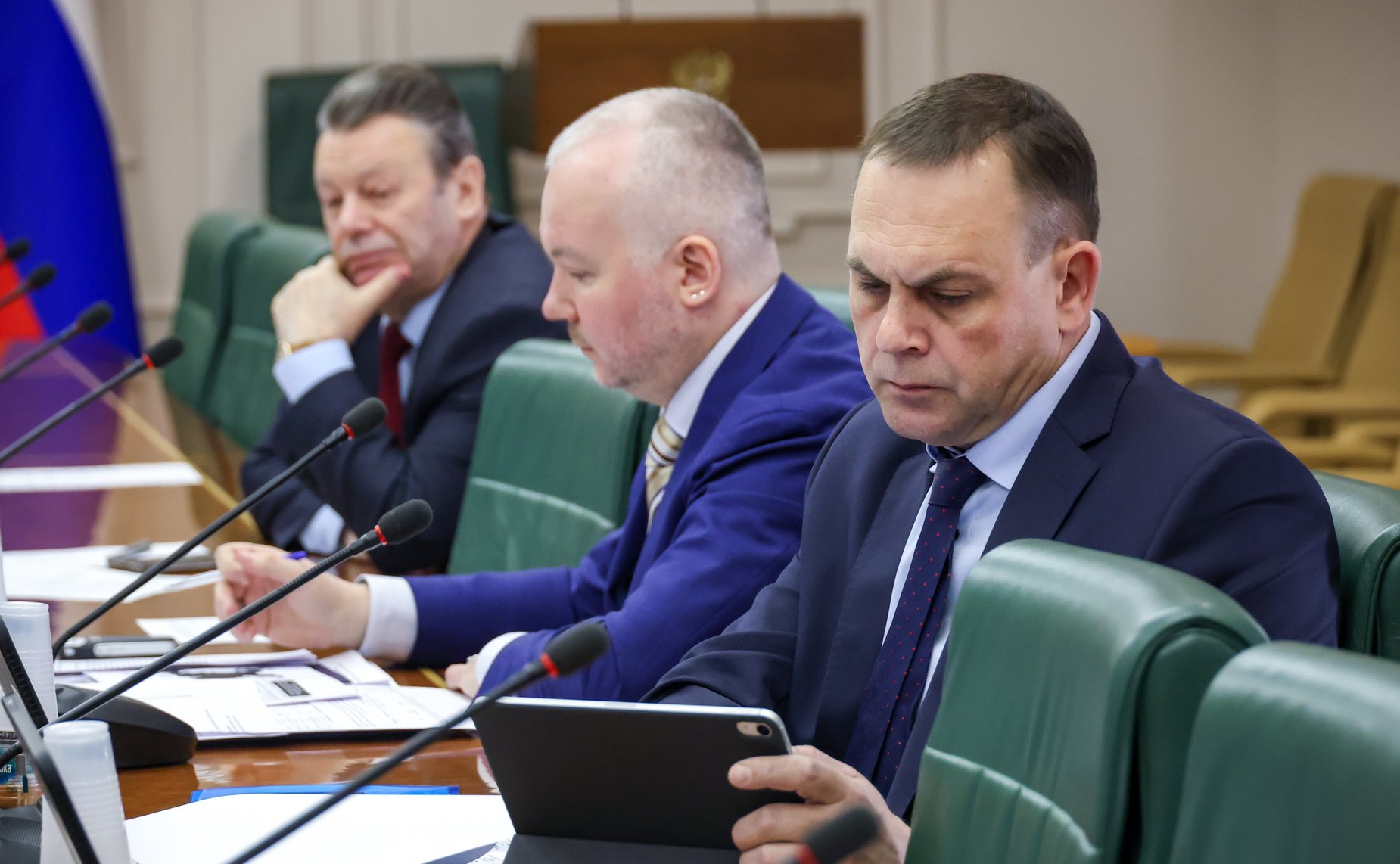 Круглый стол на тему «Сбалансированное развитие энергетического комплекса на территории Дальневосточного федерального округа с учетом перехода на механизмы конкурентного рынка в условиях роста спроса на электрическую энергию»