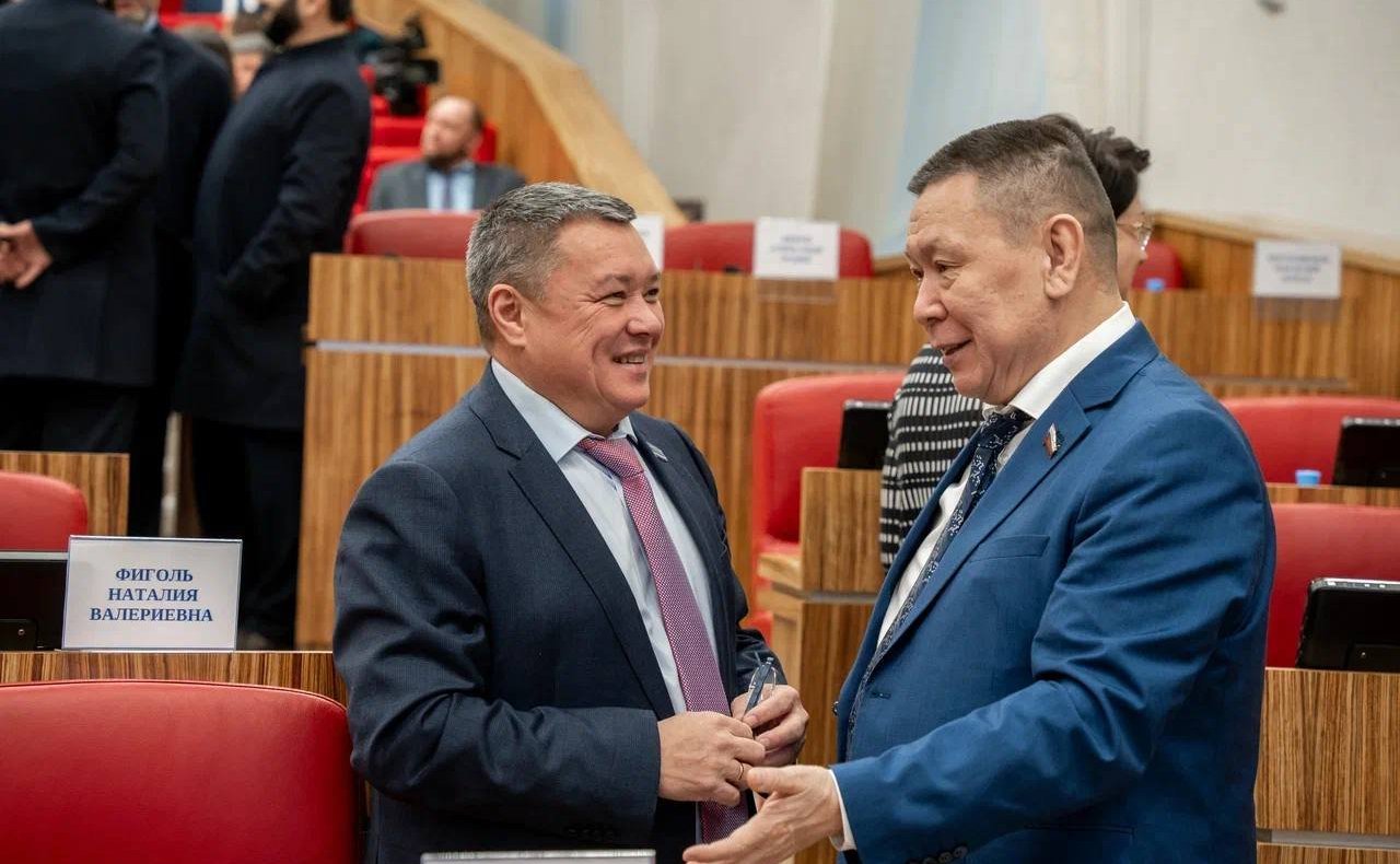 Григорий Ледков принял участие во II Парламентских встречах ЯНАО «80-летие Великой Победы: память и духовный опыт поколений»