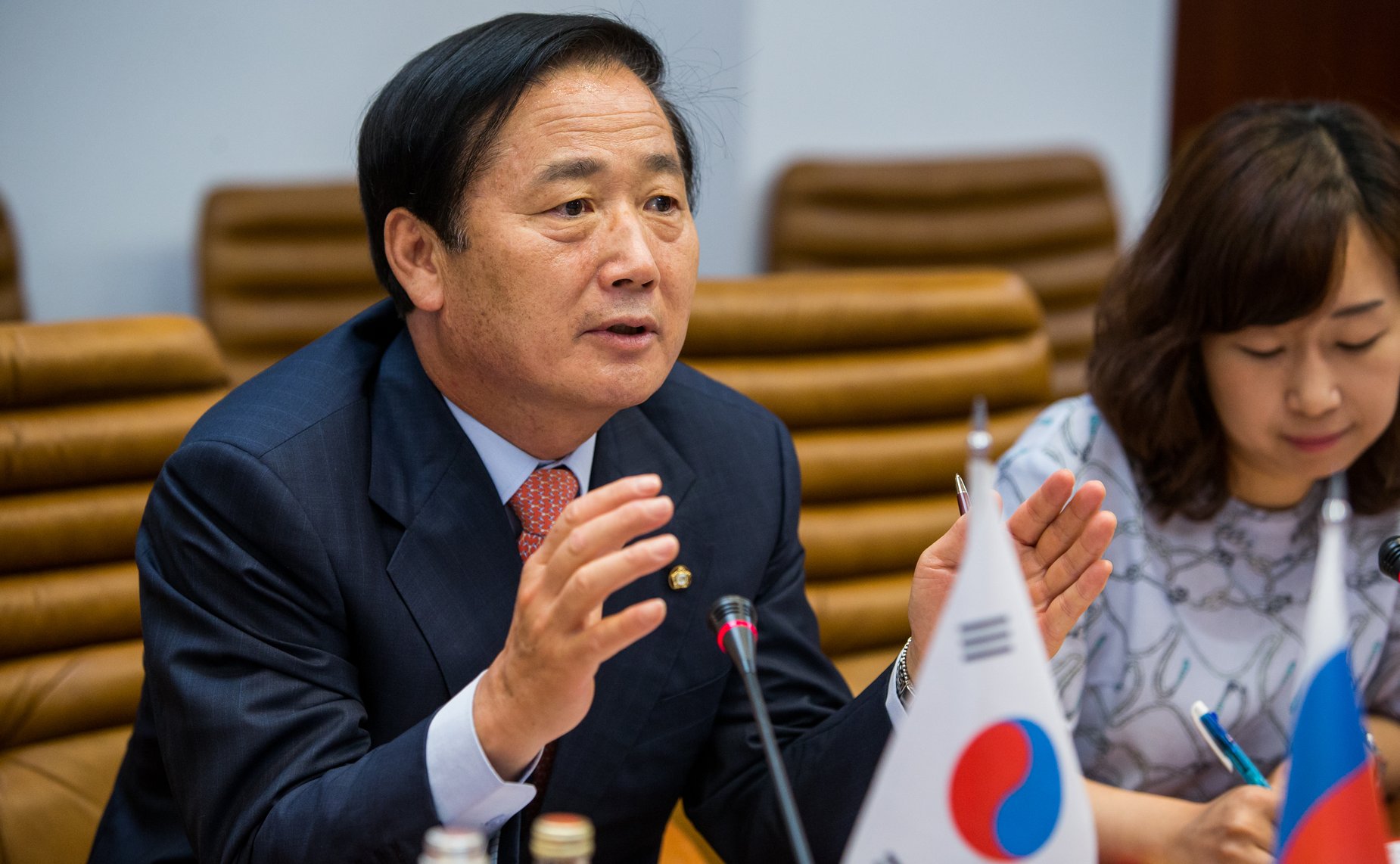 Встреча Е. Серебренникова и М. Дидигова с первым заместителем председателя Комитета по обороне Национальной Ассамблеи Республики Корея Ким Сон Чаном