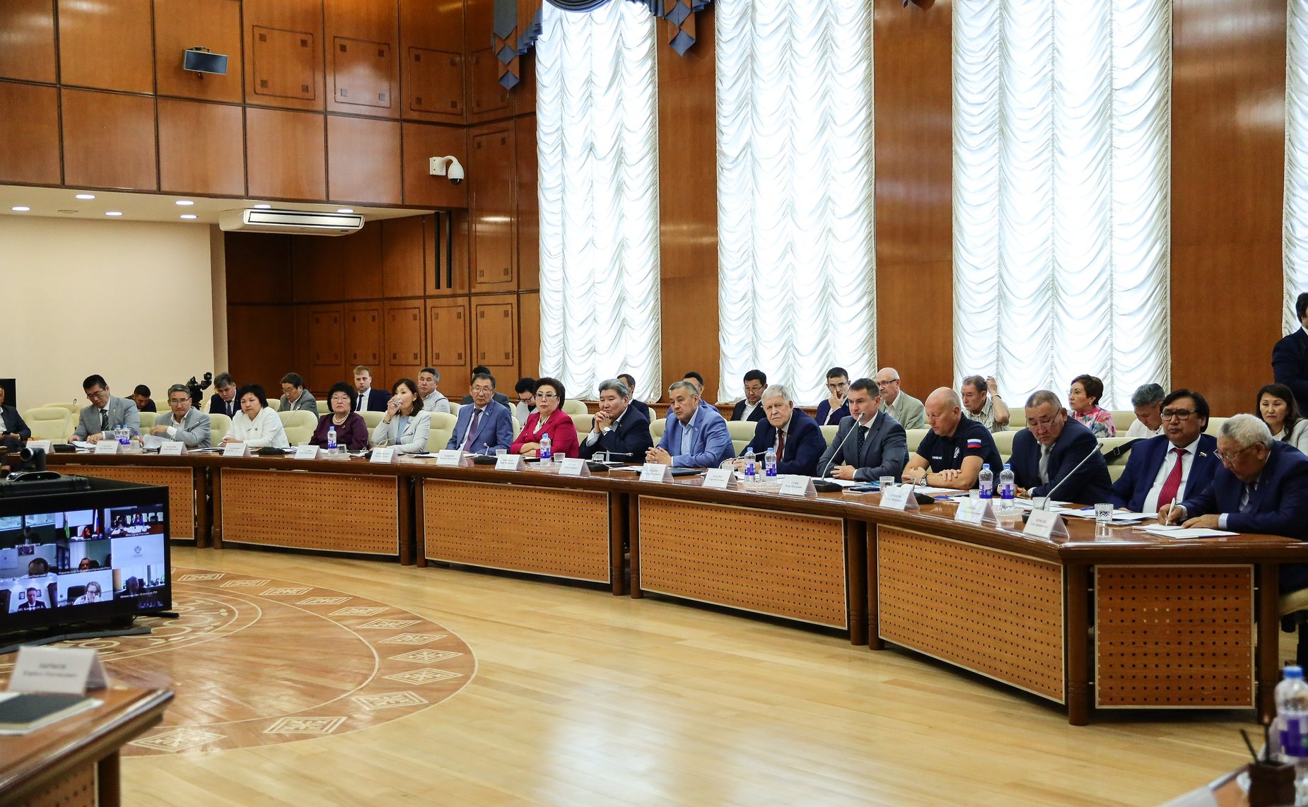 Выездное совещание Комитета СФ по федеративному устройству, региональной политике, местному самоуправлению и делам Севера, посвященное реализации Постановления СФ «О государственной поддержке социально-экономического развития Республики Саха (Якутия)»