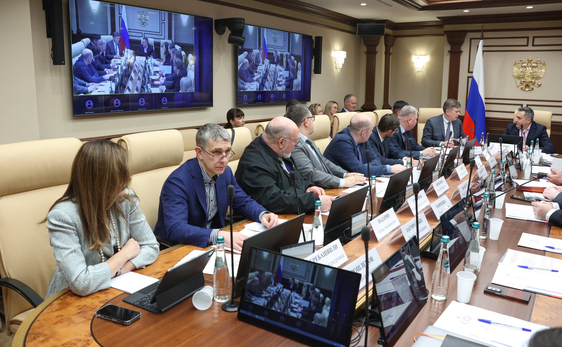 Заседание секции «Распространение российских цифровых продуктов и платформ» и «Цифровая промышленность» на тему: «Актуальные вопросы развития российских вычислительных мощностей»