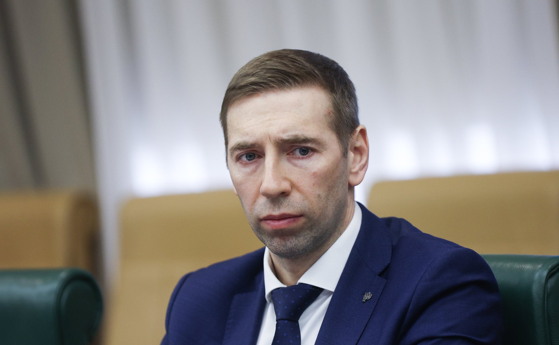 Круглый стол Комитета СФ по экономической политике «Совершенствование оснований и порядка передачи федерального недвижимого имущества в государственную собственность субъектов РФ и муниципальную собственность»