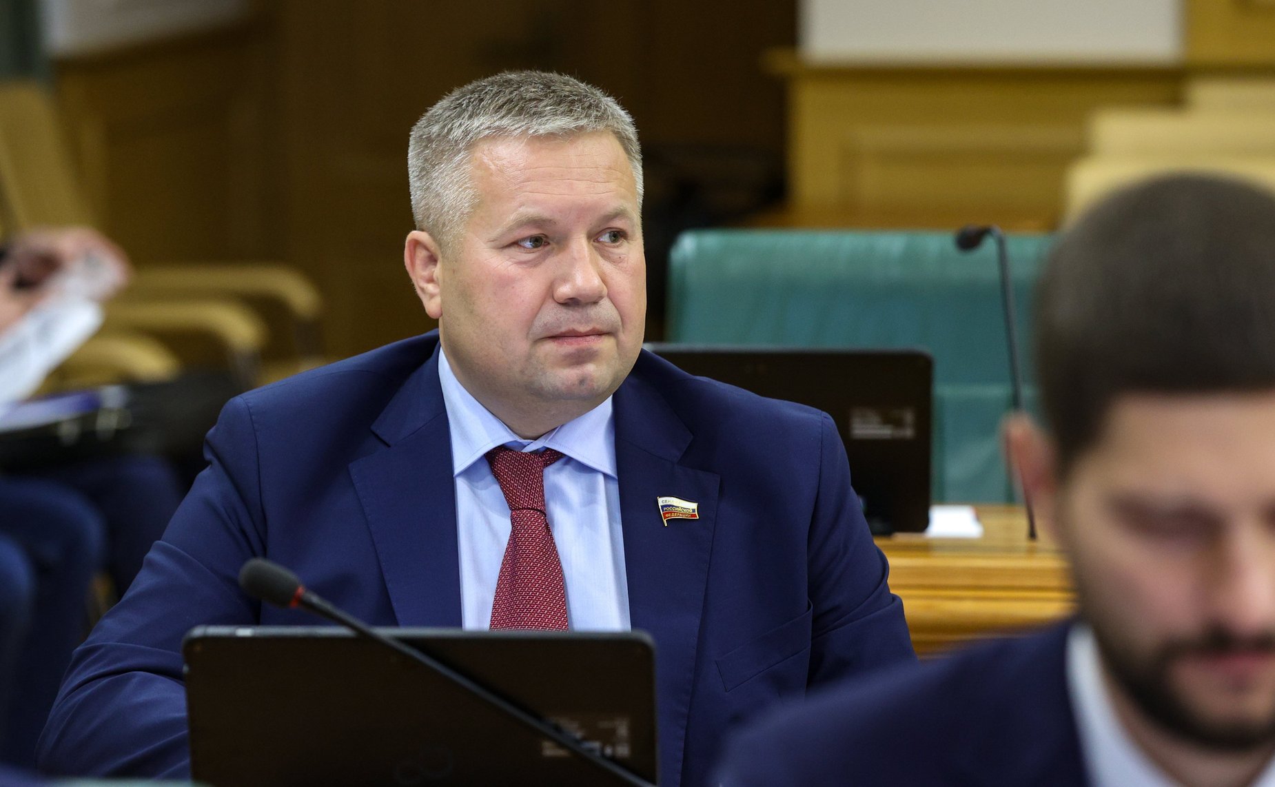 Денис Гусев