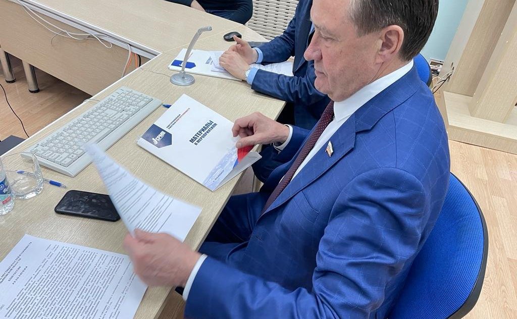 Сергей Рябухин в ходе поездки в регион принял участие в работе XXXIII сессии Совета региональных и местных властей региона