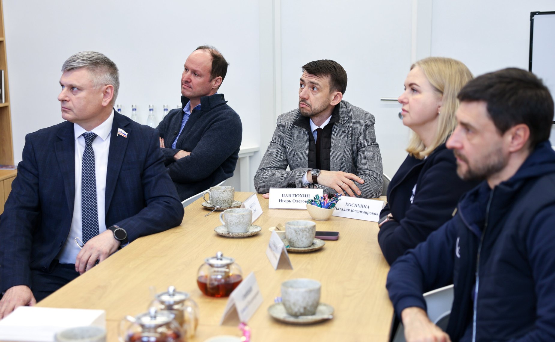 Сенаторы посетили круглогодичный молодежный образовательный центр «КУПНО.СТАРТ»