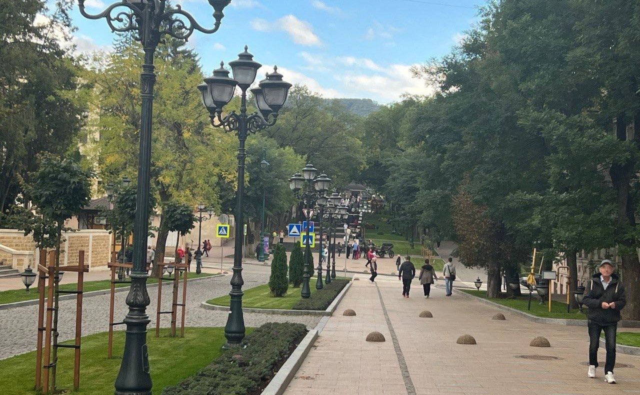 Анатолий Артамонов в рамках рабочей поездки посетил Кисловодск