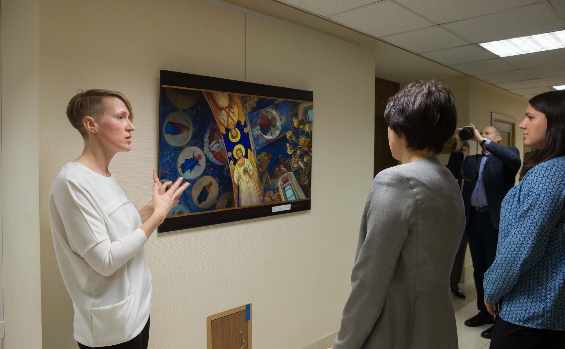 Татьяна Лебедева приняла участие в открытии выставки живописных работ в Совете Федерации