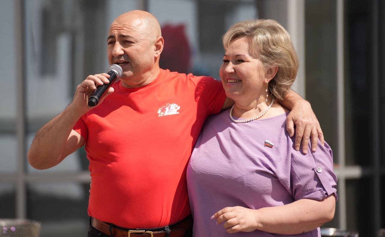 Сенаторы РФ Александр Вайнберг и Елена Писарева встретились с участниками «Поезда Памяти» в Нижнем Новгороде