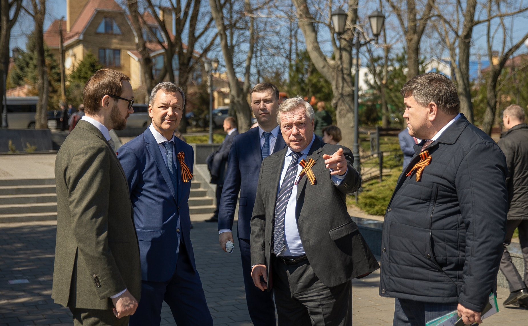 Первый заместитель Председателя Совета Федерации Андрей Яцкин и губернатор Ростовской области Василий Голубев проинспектировали объекты городской инфраструктуры г. Таганрога