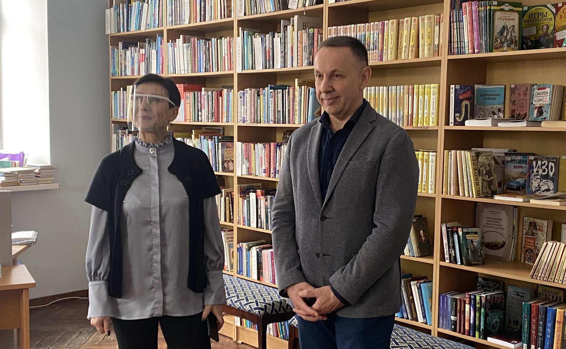 Олег Алексеев посетил Саратовский областной дом работников искусств