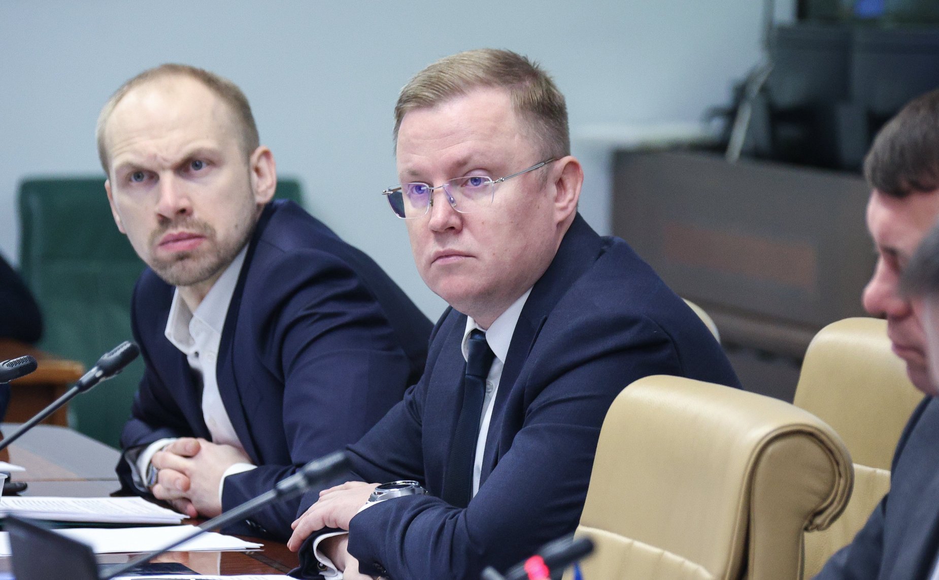 Круглый стол Комитета СФ по экономической политике «Актуальные вопросы взаимодействия акционерного общества «Почта России», маркетплейсов и других участников рынка онлайн-торговли»