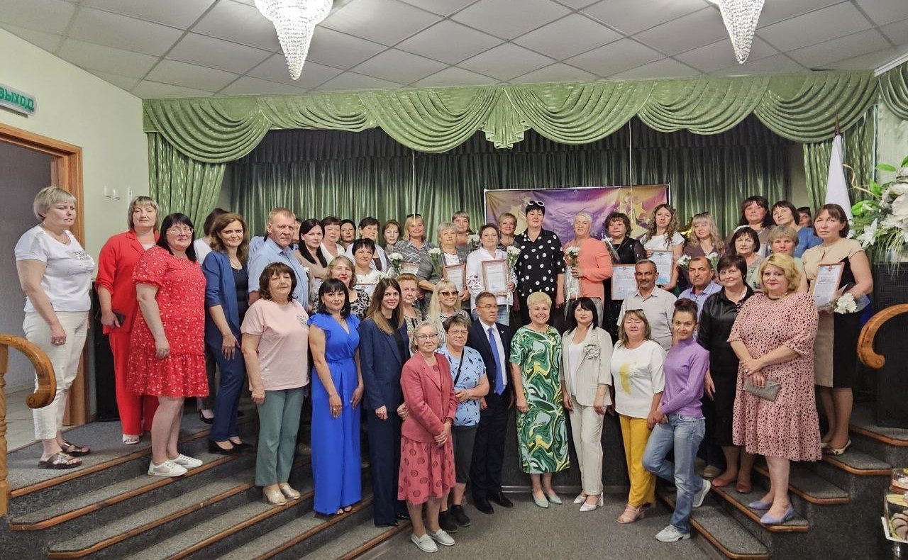 Ольга Бас в рамках поездки в регион осмотрела центральную районную библиотеку Фо