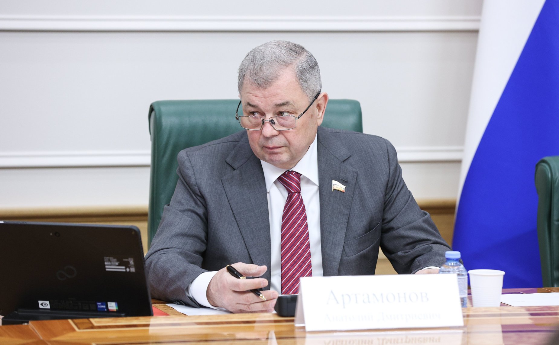 Анатолий Артамонов