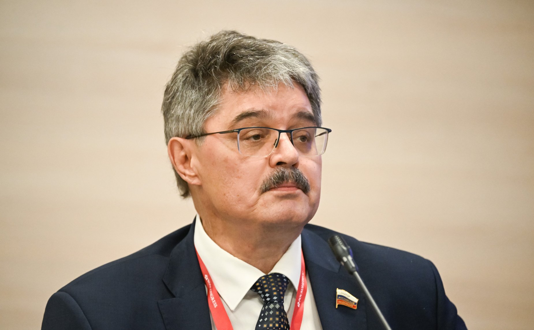 Анатолий Широков