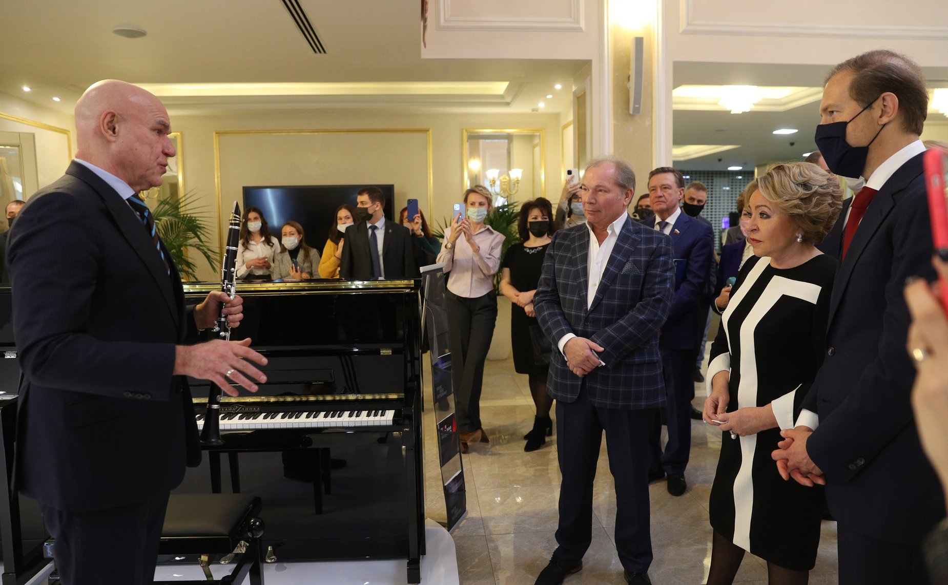 Открытие в Совете Федерации выставки детских товаров российских предприятий