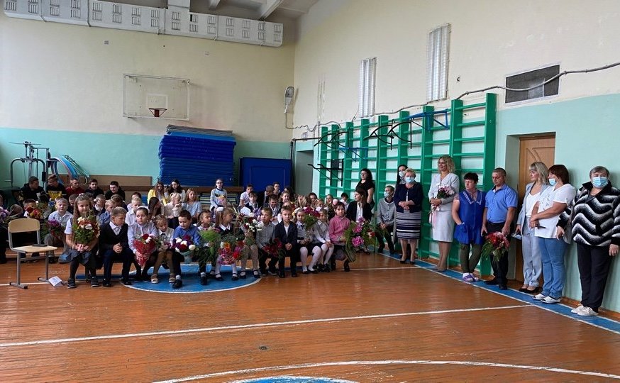 Наталия Косихина в День знаний посетила школы в Первомайском муниципальном районе Ярославской области