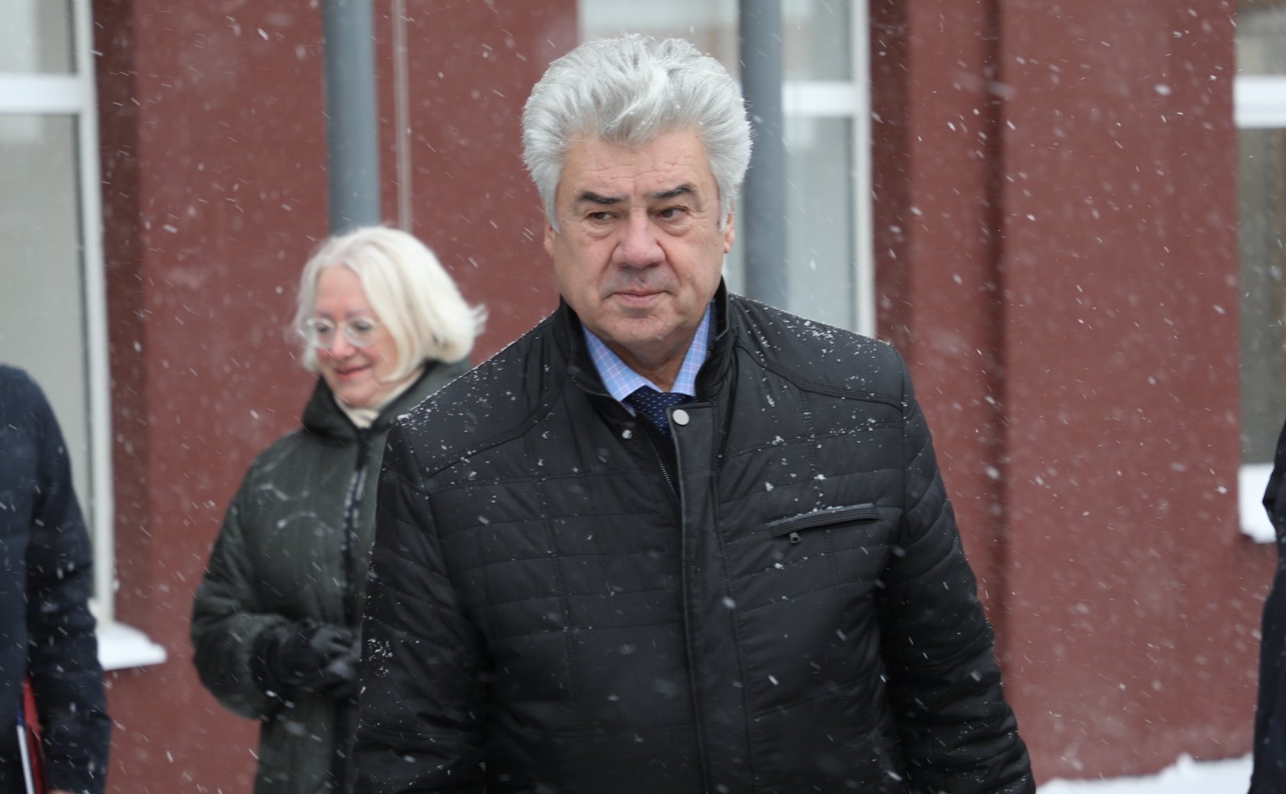 Виктор Бондарев