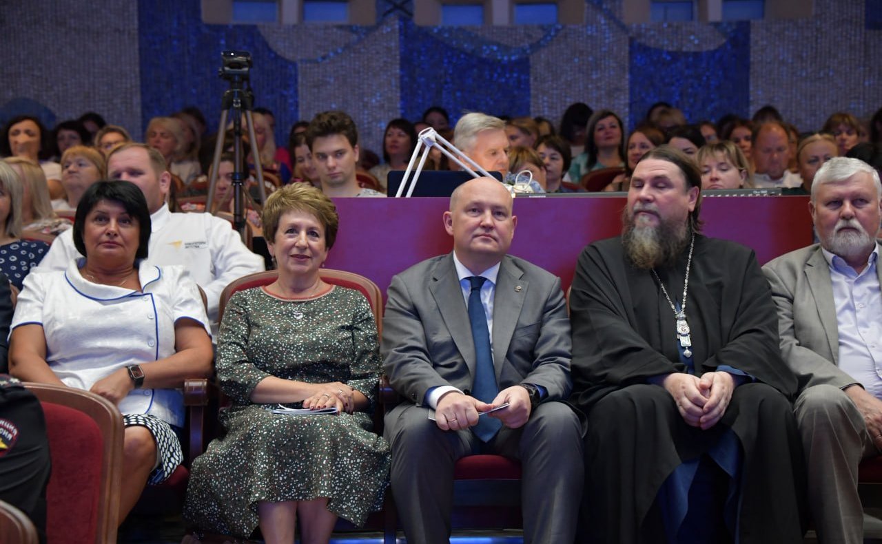 Екатерина Алтабаева приняла участие в традиционном августовском совещании работников образования и науки Севастополя