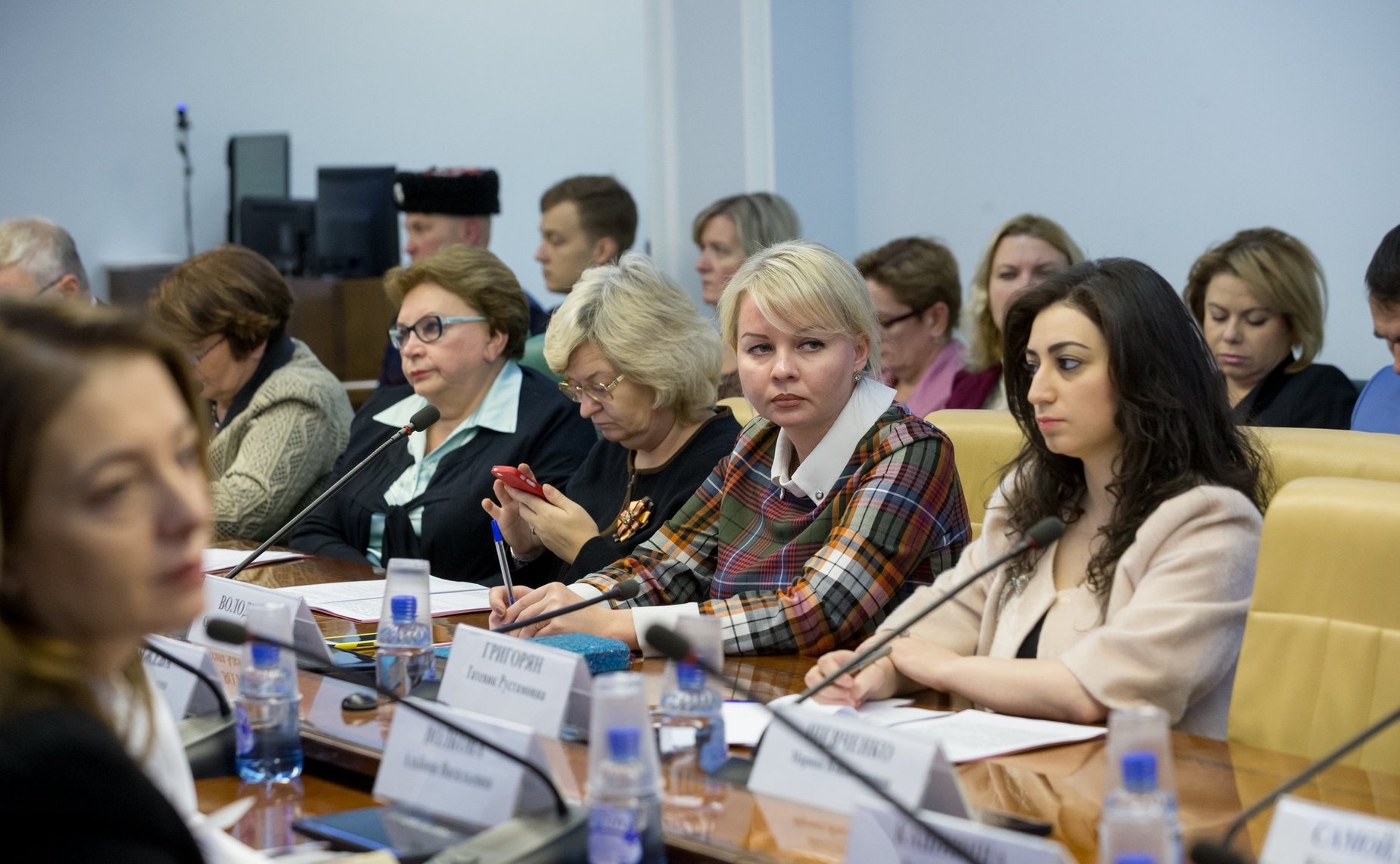 «Круглый стол» на тему «Участие институтов гражданского общества в защите прав несовершеннолетних в субъектах Российской Федерации»