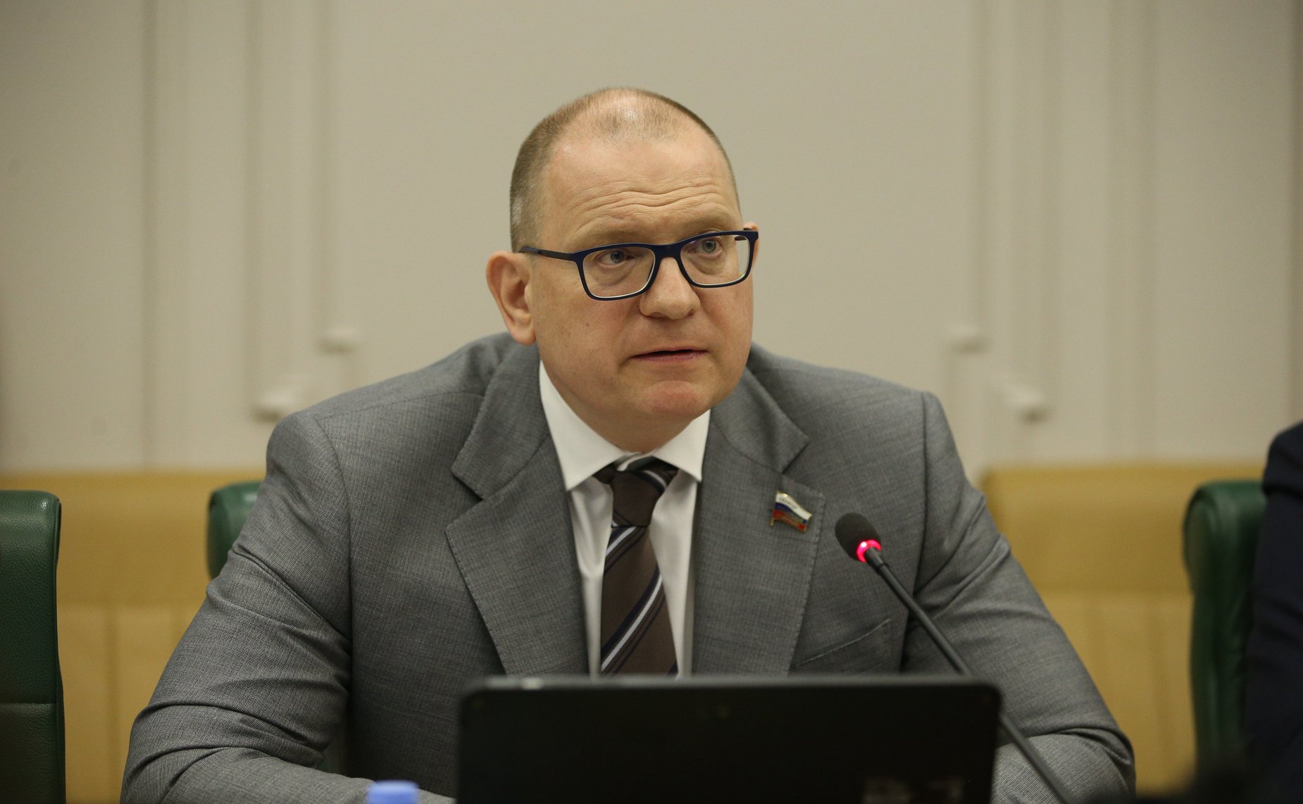 Константин Долгов
