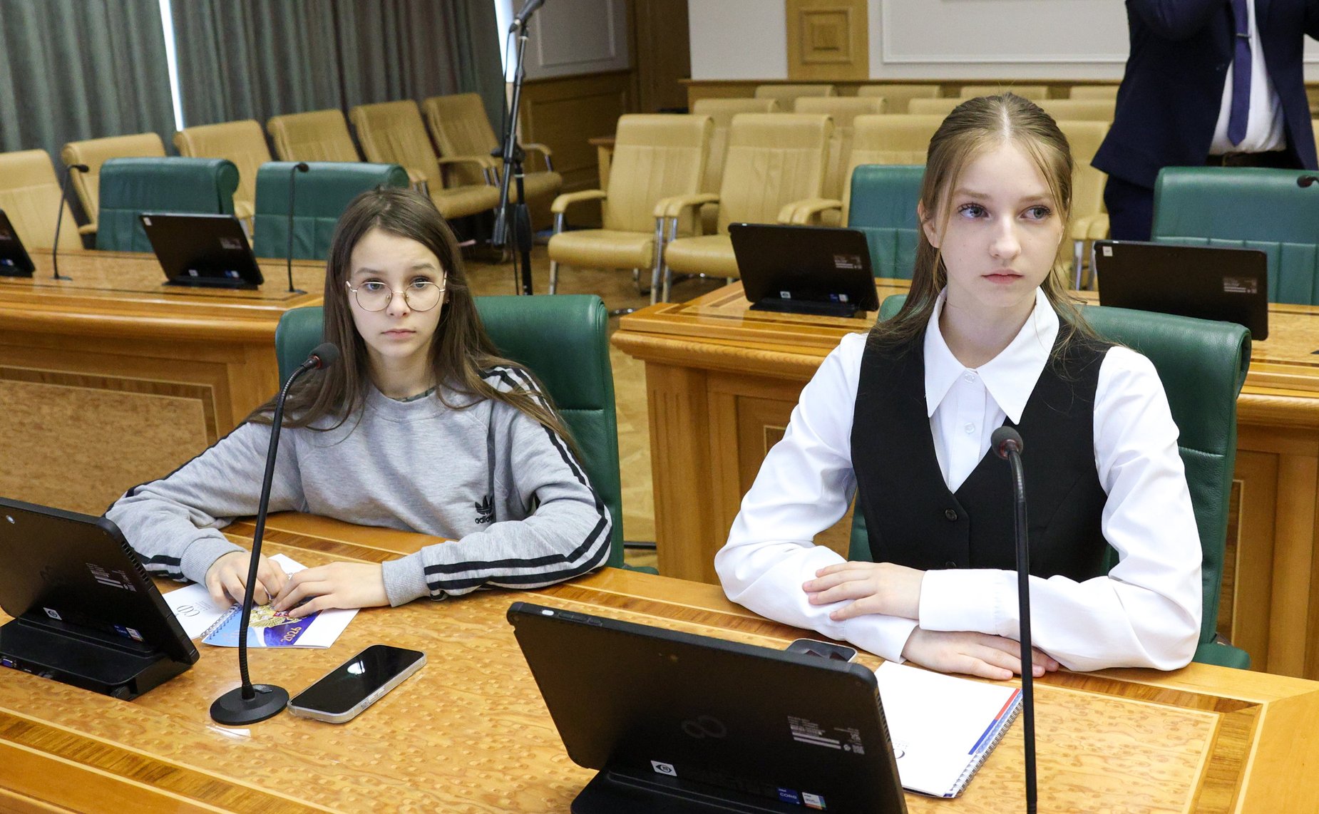 Встреча сенаторов РФ с детьми участников специальной военной операции