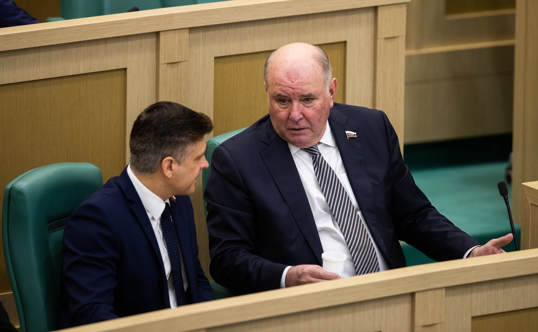 Юрий Архаров и Григорий Карасин