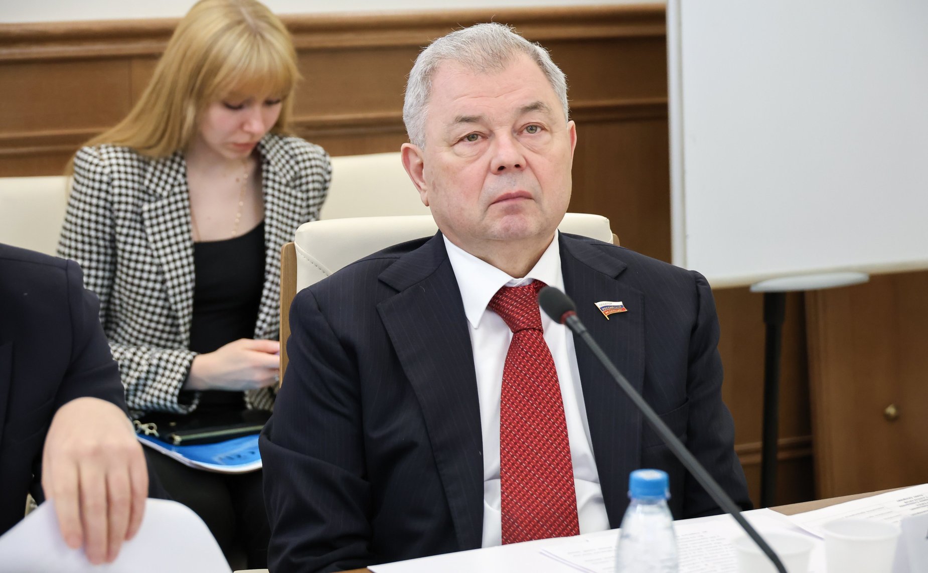 Анатолий Артамонов