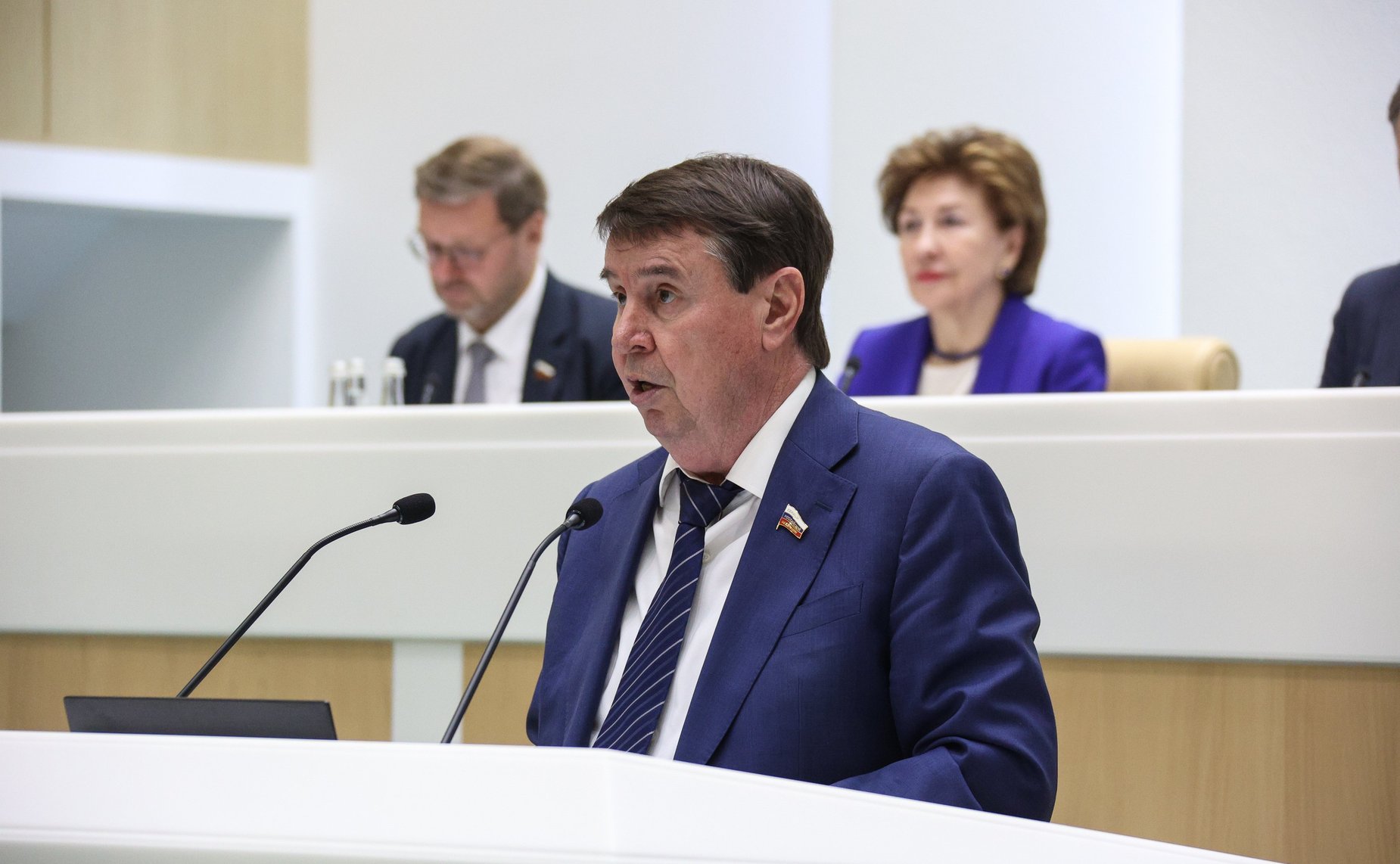 Сергей Цеков