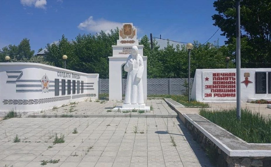 Баир Жамсуев ознакомился с ходом благоустройства территорий и развитием производств в Могойтуйском округе Забайкалья