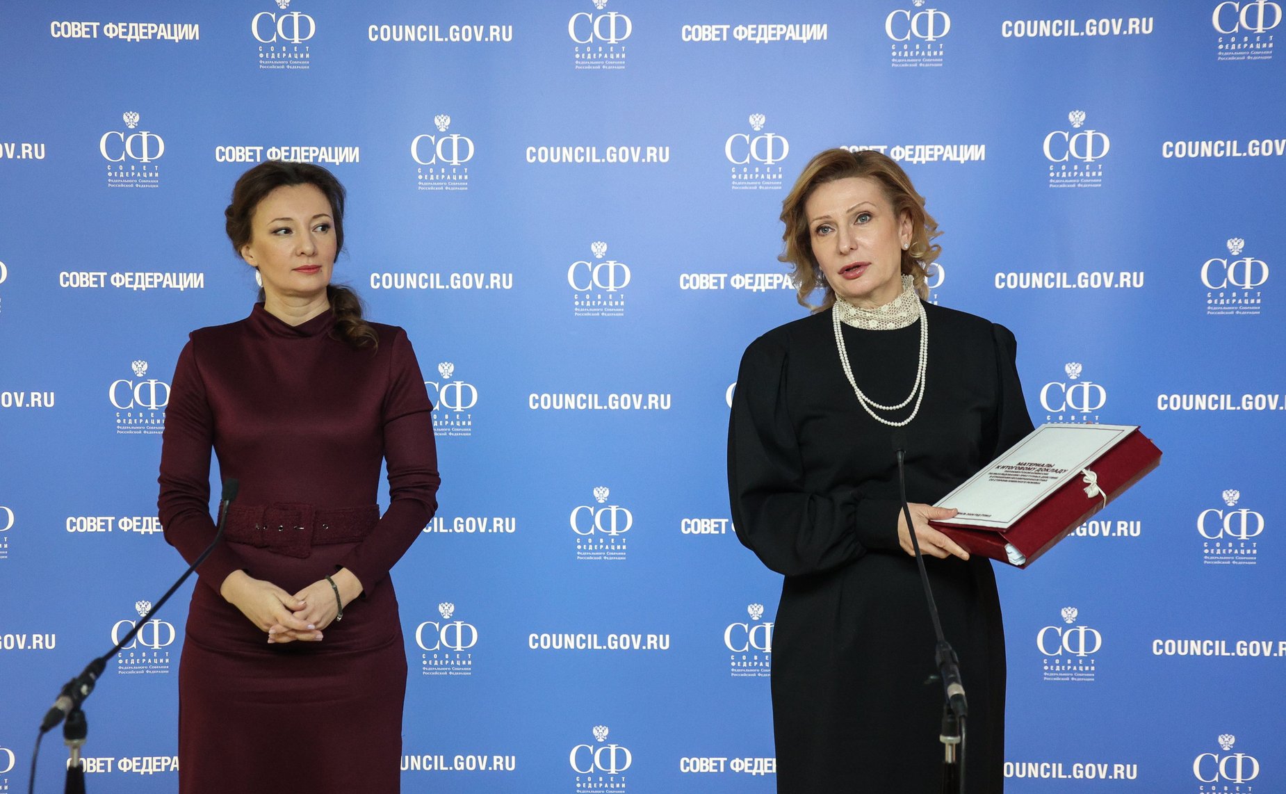 Заседание парламентской комиссии по расследованию преступных действии в отношении несовершеннолетних со стороны киевского режима