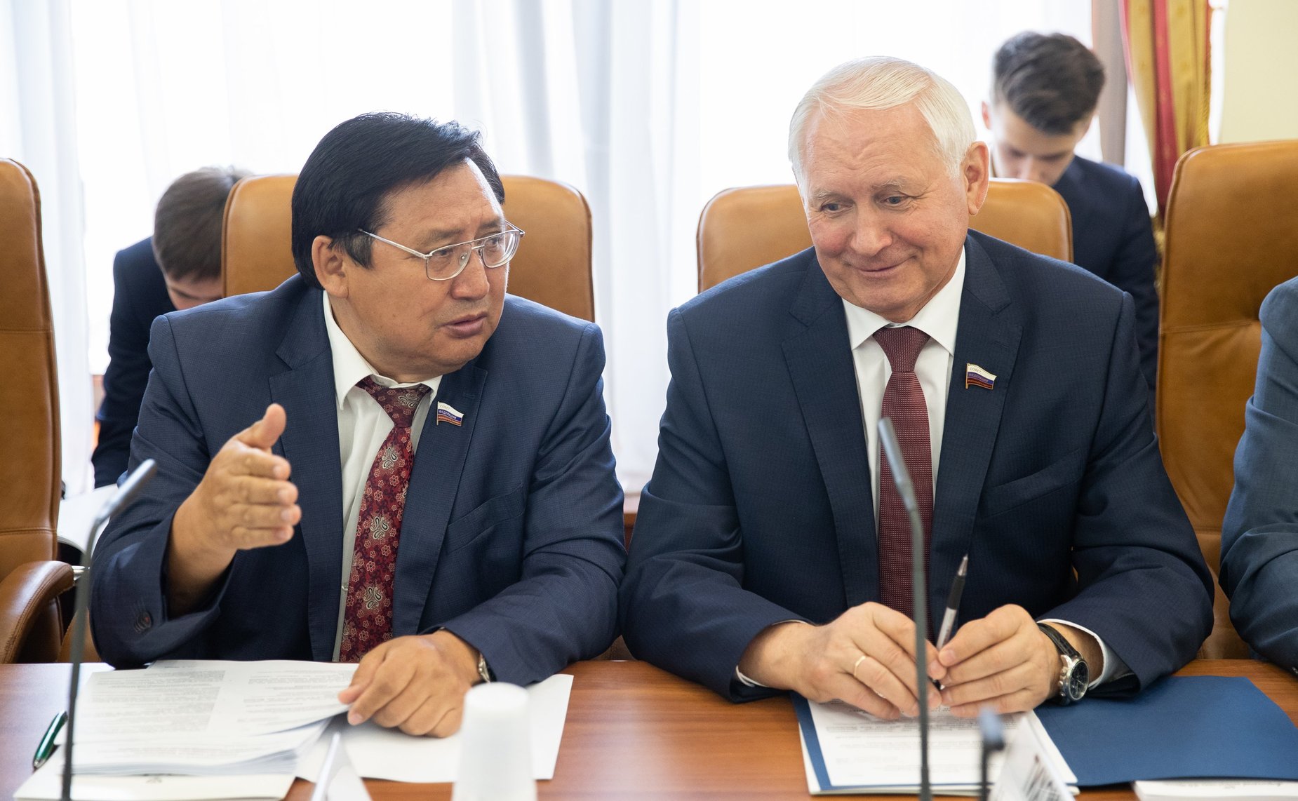 А. Акимов и Н. Тихомиров