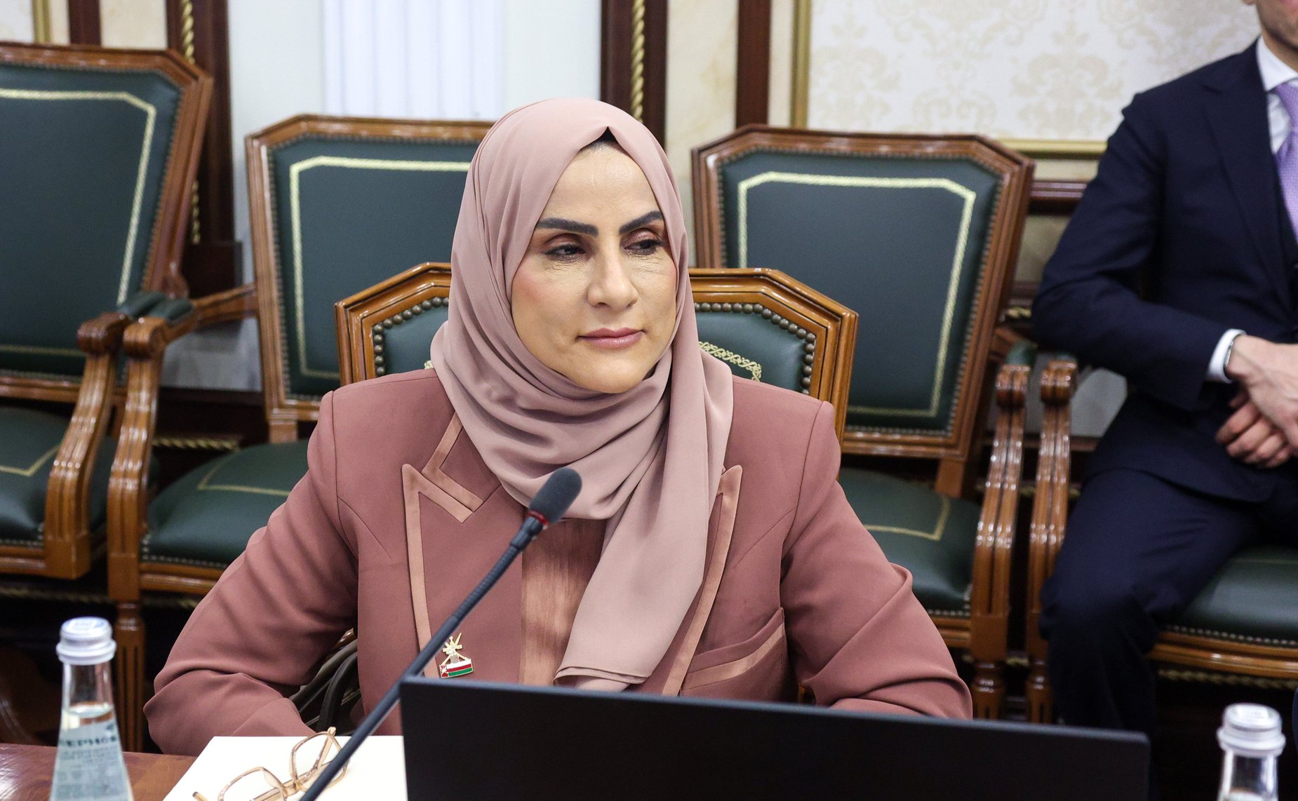 Встреча заместителя Председателя СФ Константина Косачева с руководителем группы по сотрудничеству с Российской Федерации, председателем Комитета по экономике и финансам Государственного совета Султаната Оман Зафером Аль Шанфари