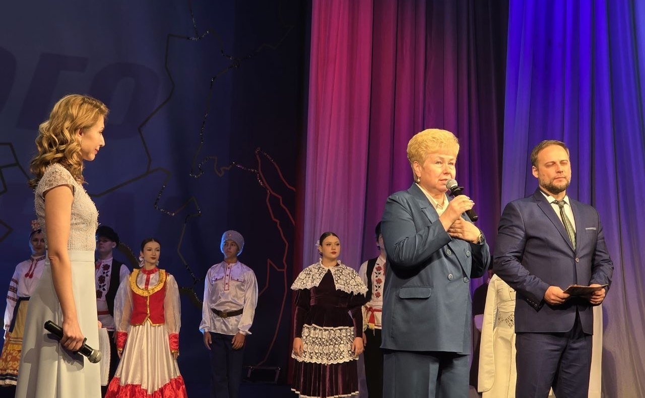 Ольга Бас в ходе поездки в регион посетила замечательное мероприятие, посвященное Дню народного единства «#Мы вместе»