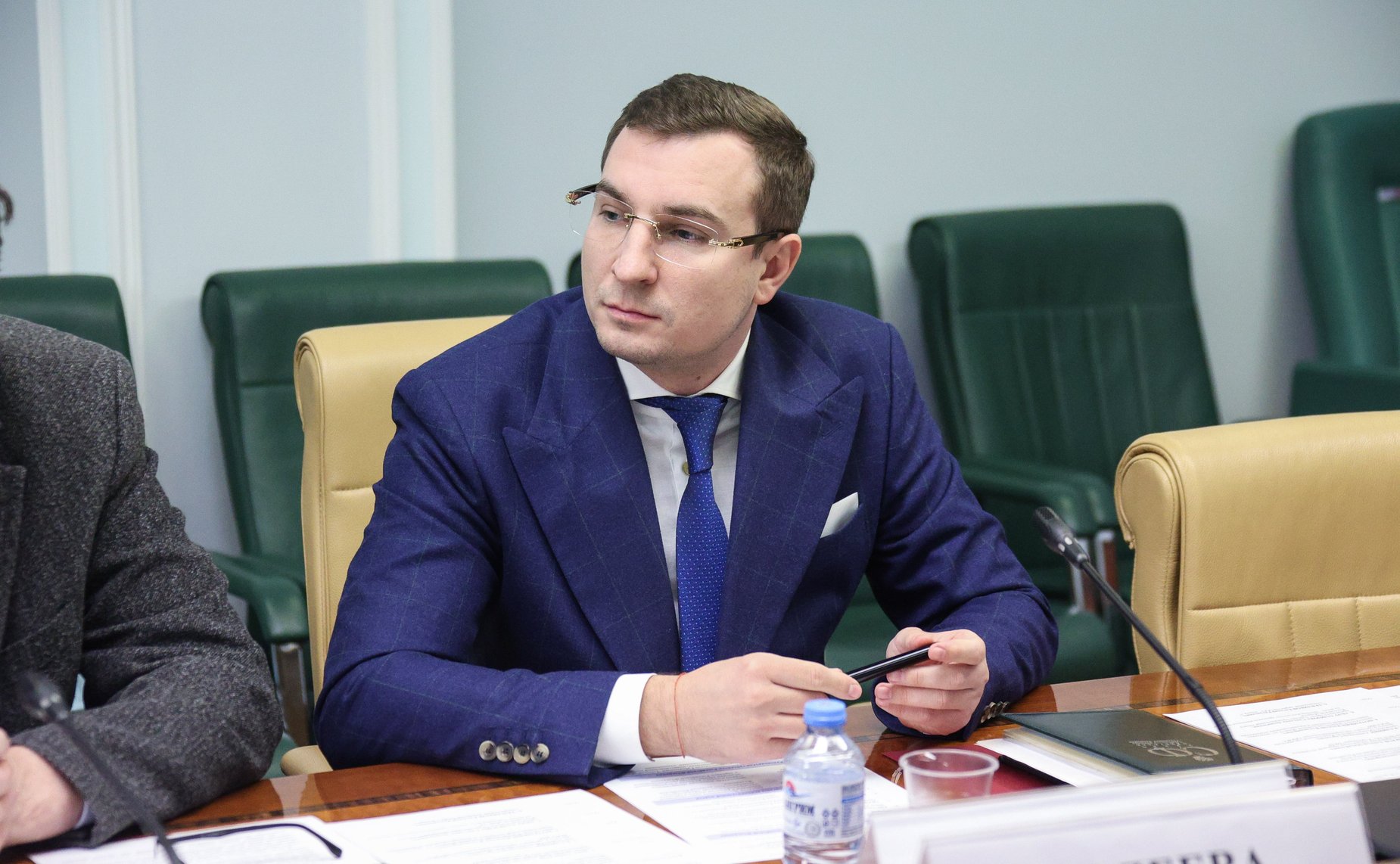 Круглый стол Комитета СФ по экономической политике «Проблемы и перспективы развития малого и среднего предпринимательства в современных условиях»