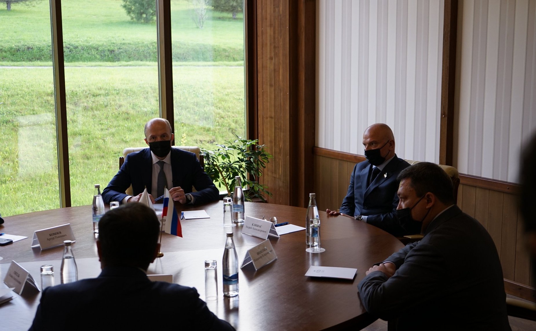 Сенаторы РФ встретились с руководством Республики Алтай