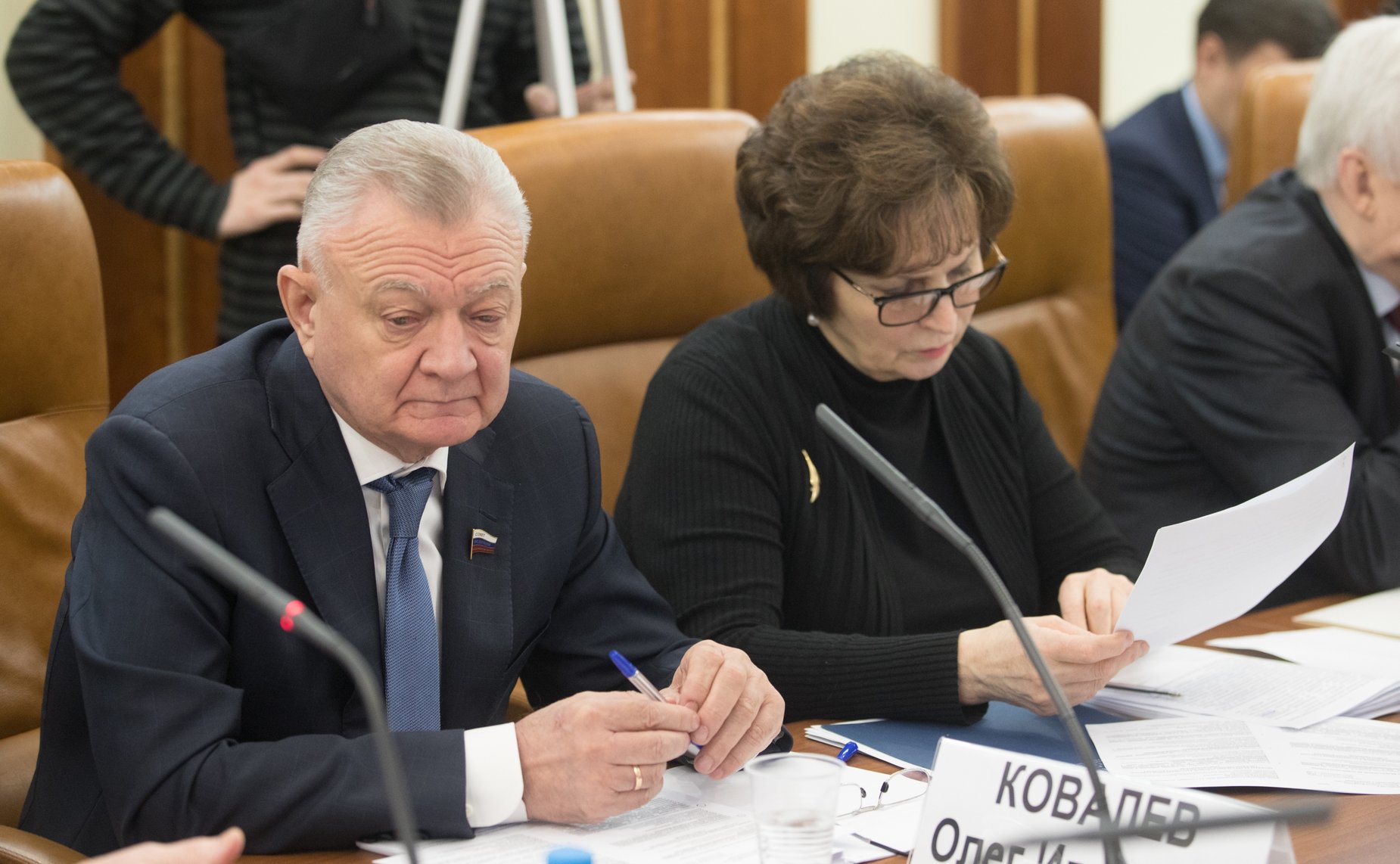 О. Ковалев и Е. Лахова