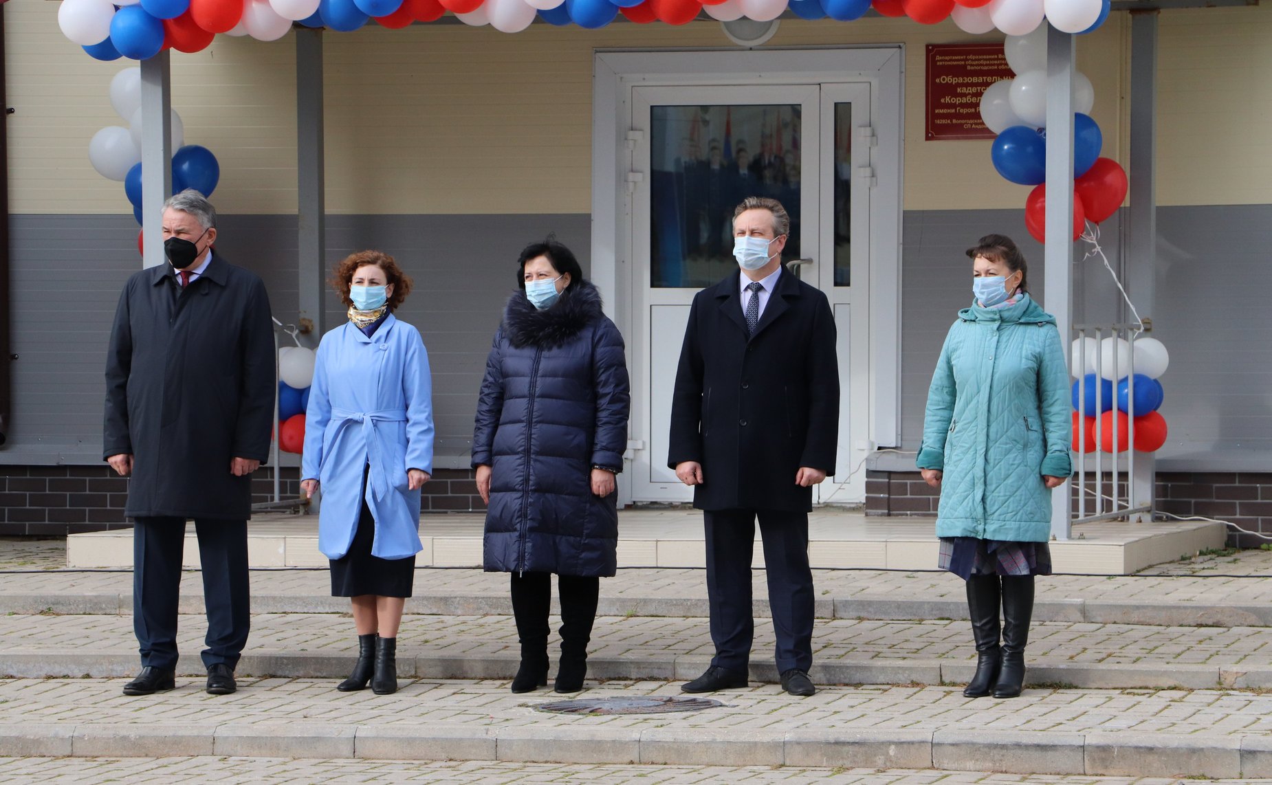 Юрий Воробьев принял участие в торжественной церемонии приведения кадет к клятве и поздравил ребят со вступлением в российское кадетское братство