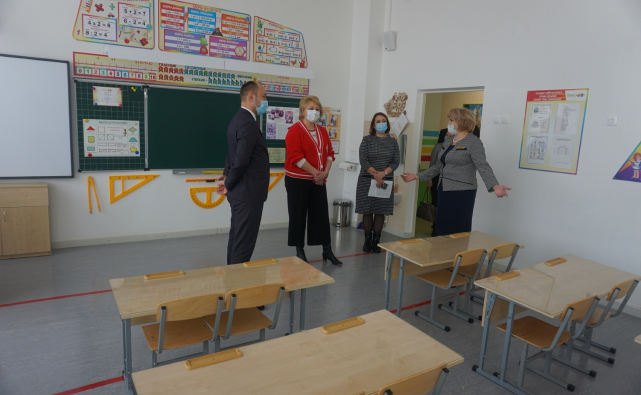 Лилия Гумерова встретилась с учащимися и педагогами Полилингвальной многопрофильной школы в Уфе