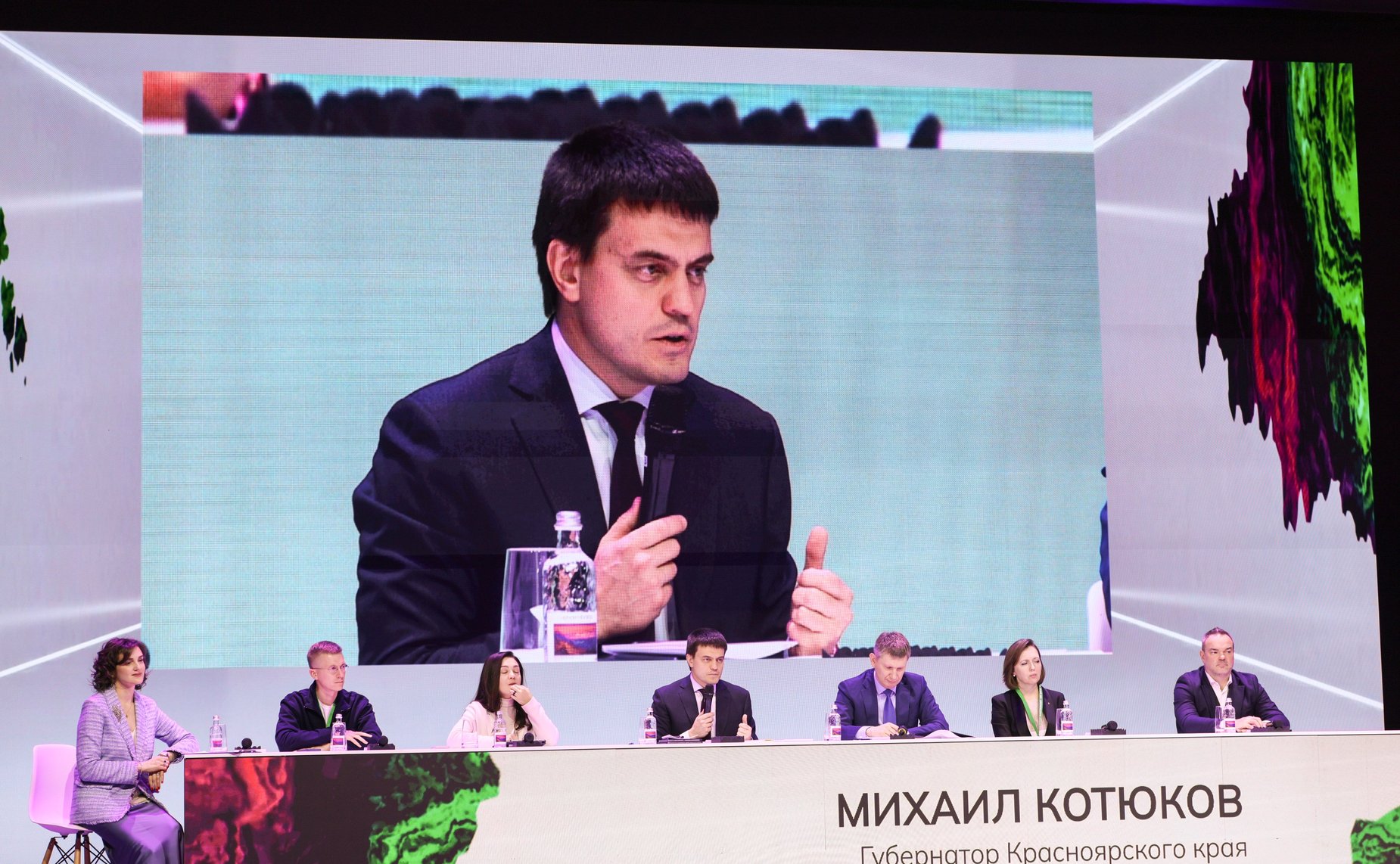 Николай Журавлёв принял участие и в Российском форуме гостеприимства, который прошел в Красноярске