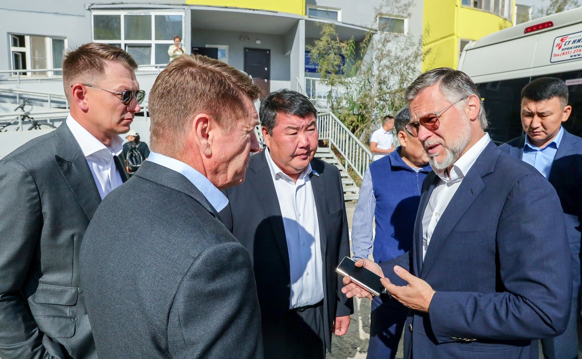 Сенаторы РФ в рамках выездного совещания Комитета СФ по федеративному устройству, региональной политике, местному самоуправлению и делам Севера посетили университеты и социальные объекты