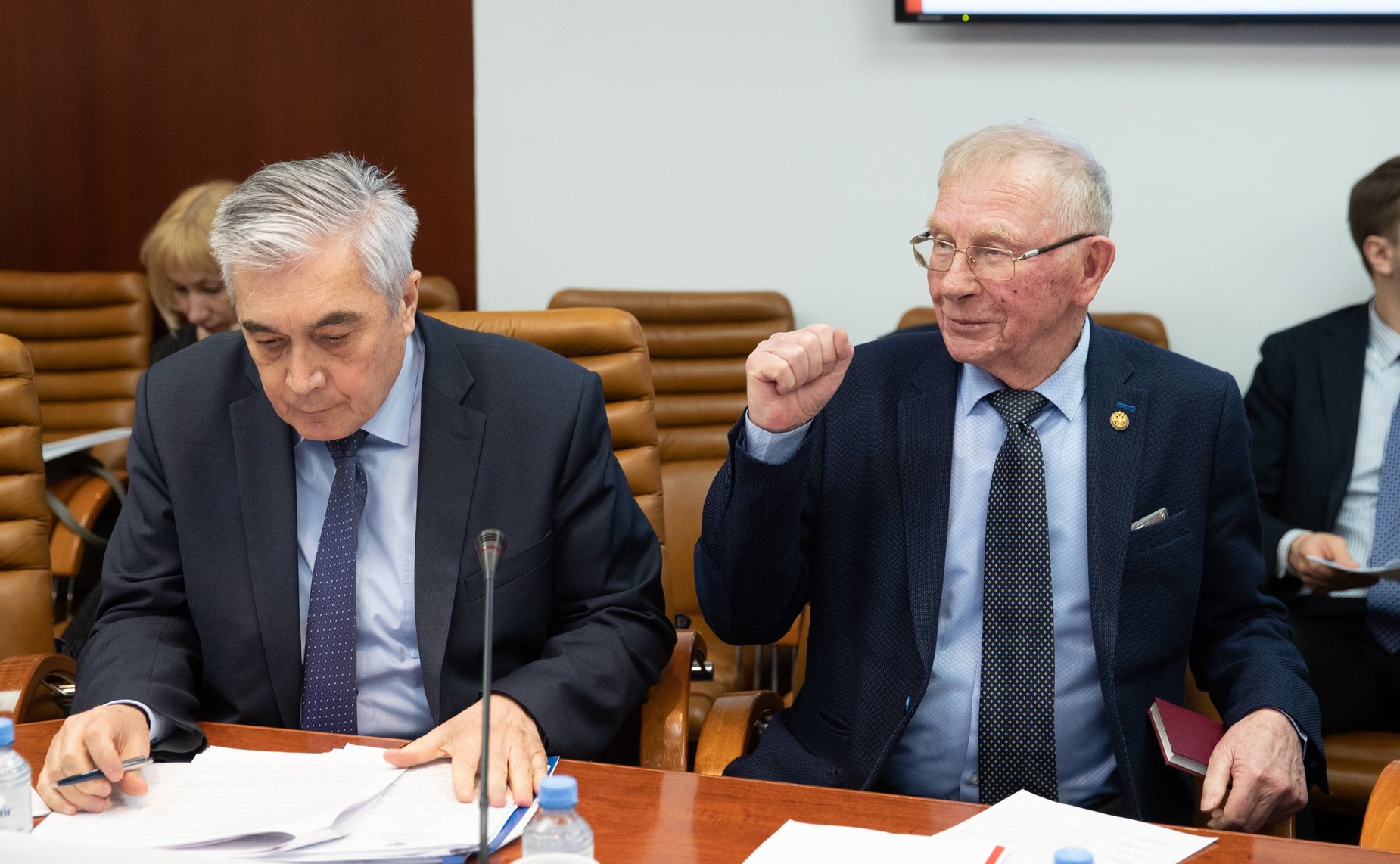 «Круглый стол» на тему «Актуальные вопросы нормативного регулирования порядка выдачи лицензий на пользование недрами»